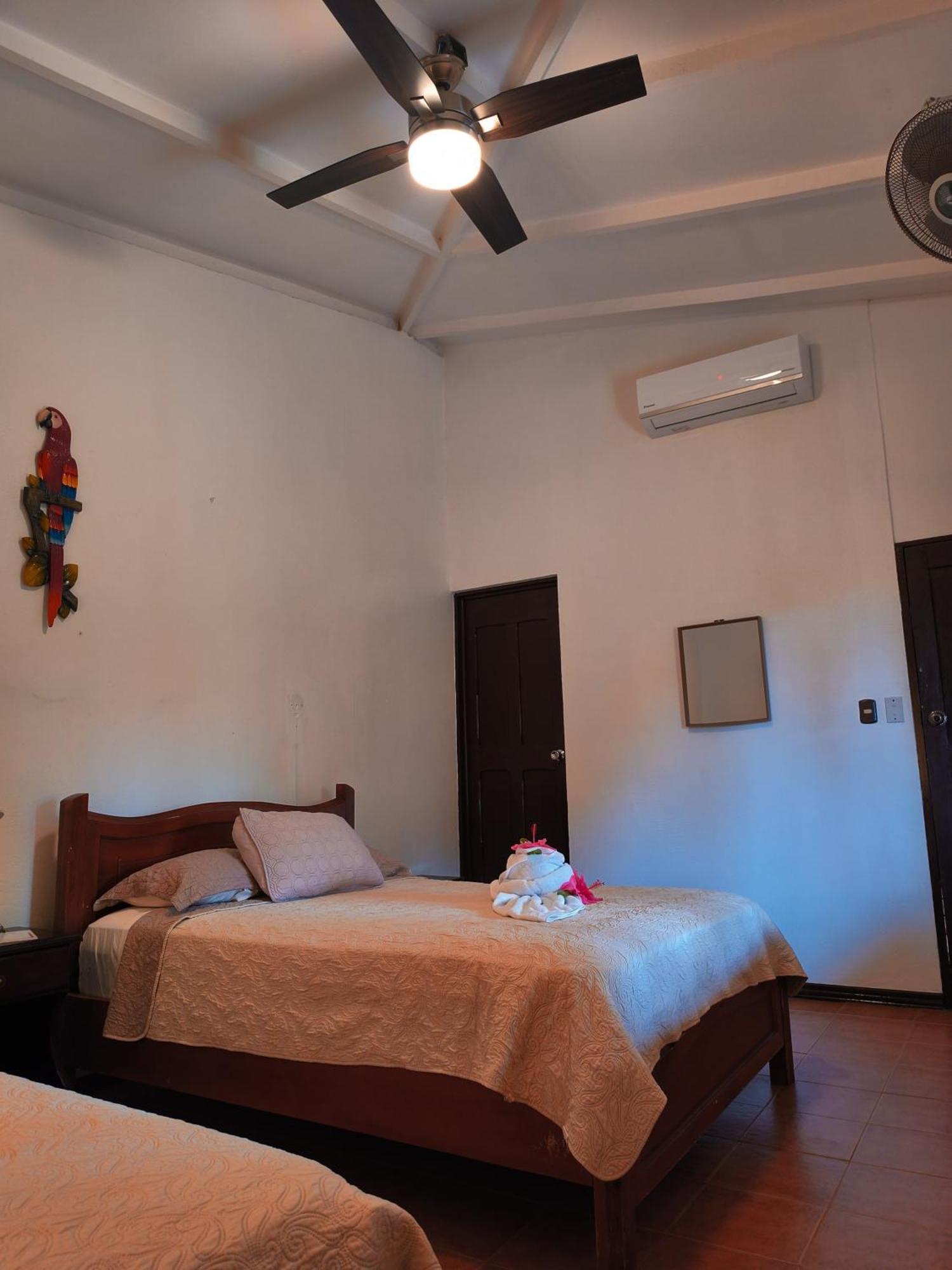 La Laguna Del Lagarto Eco-Lodge Pital  Luaran gambar